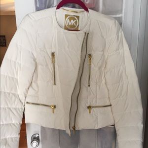 NWT Michael Kors White puffed coat